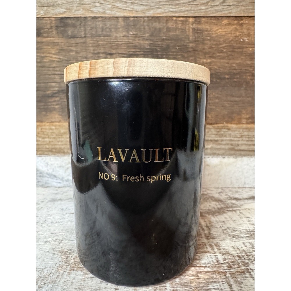 Lavault No. 9 Fresh‎ Spring Scent Black Jar Candle | Gift Idea